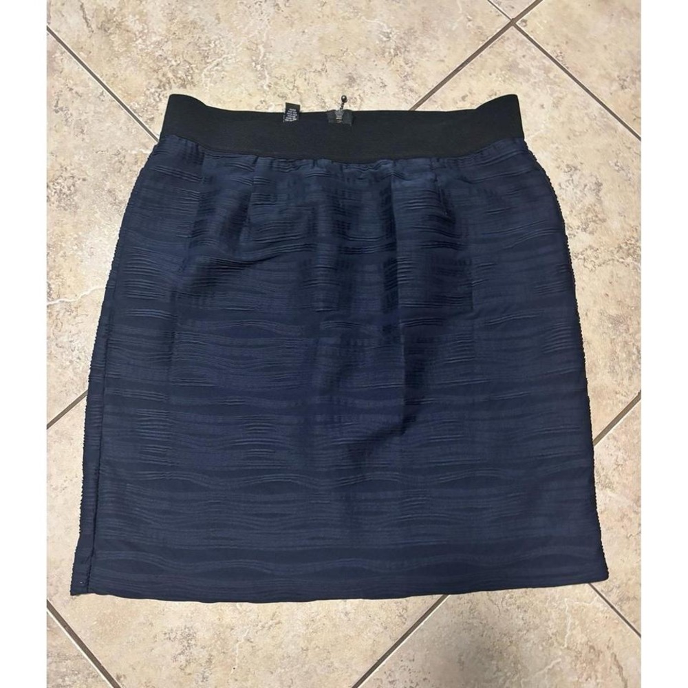 Alfani women's navy blue skirt size 16W